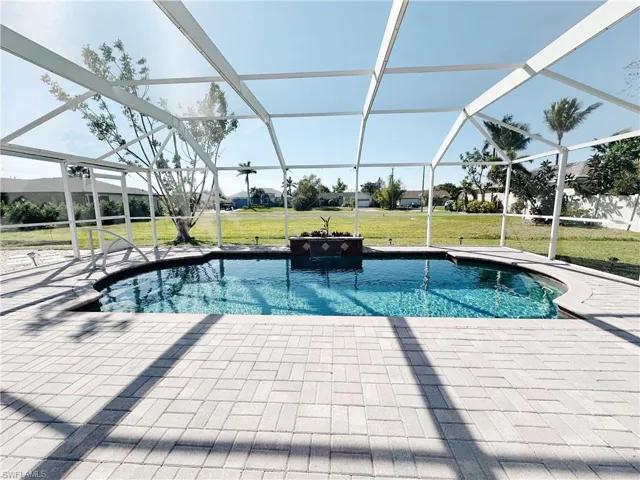 2506 SW 22nd  PL, Cape Coral, FL 33914