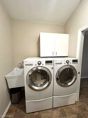laundry sink - close to garage also