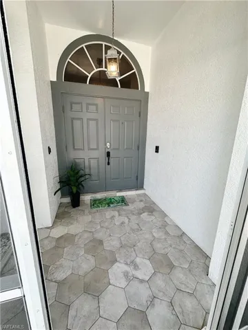2506 SW 22nd  PL, Cape Coral, FL 33914