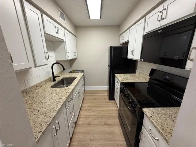 5315  Summerlin  RD, Fort Myers, FL 33919