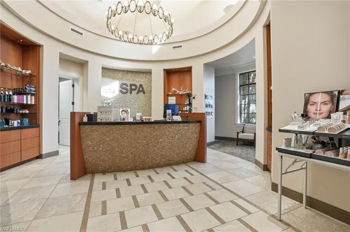 Welcome area with a chandelier