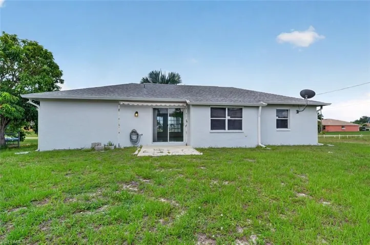 827 Sw 29th Ter, Cape Coral, Florida 33914