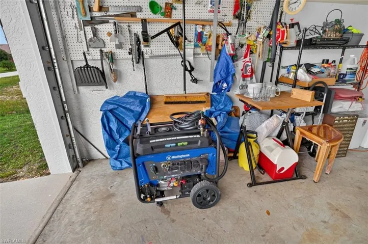 Generator included! Home electrical system has Generlink connection and A/C has Soft Start.