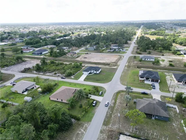 1805 Xelda AVE N, LEHIGH ACRES FL 33971