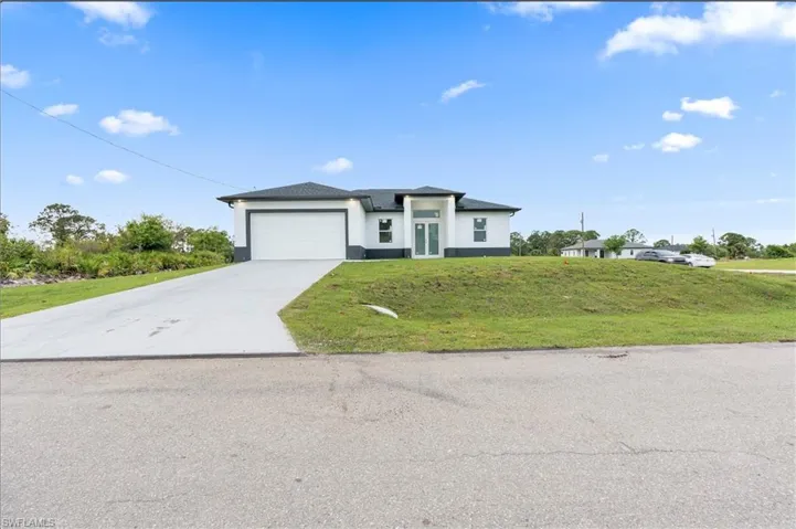 1805 Xelda AVE N, LEHIGH ACRES FL 33971