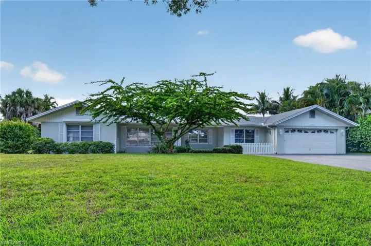 1608 Crayton Rd, Naples, Florida 34102