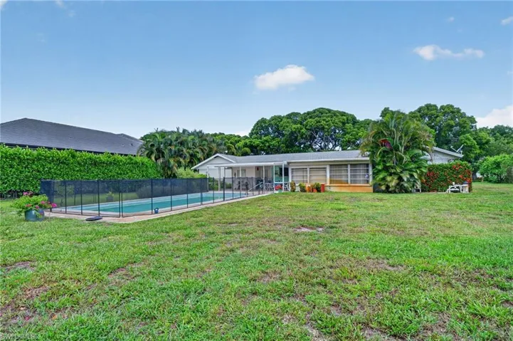 1608 Crayton Rd, Naples, Florida 34102