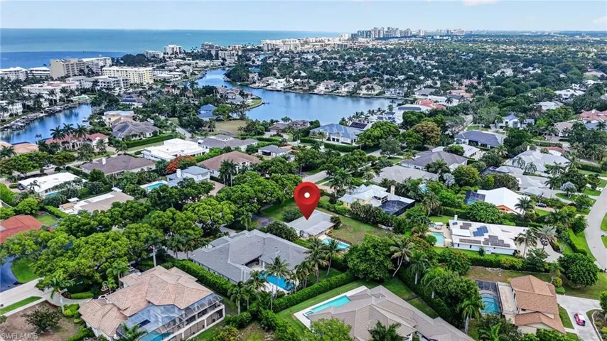 1608 Crayton Rd, Naples, Florida 34102