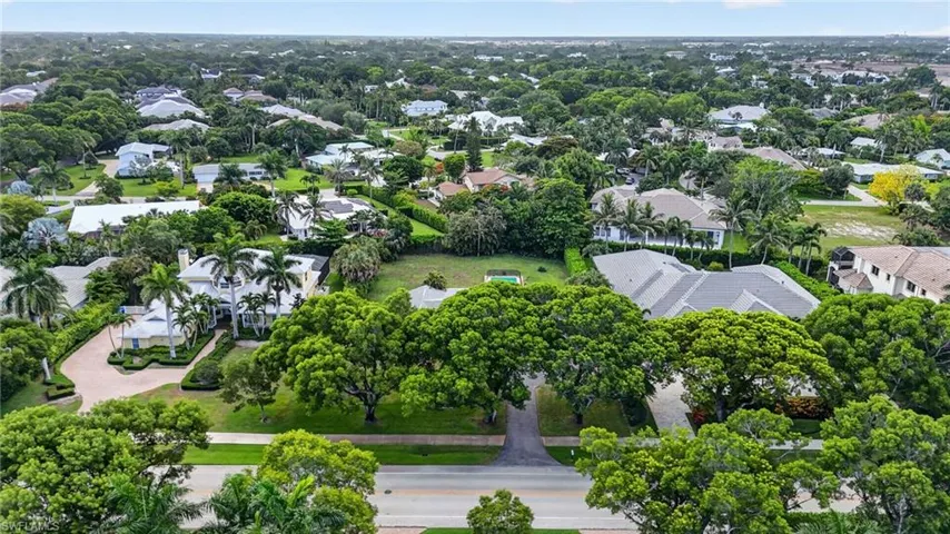 1608 Crayton Rd, Naples, Florida 34102