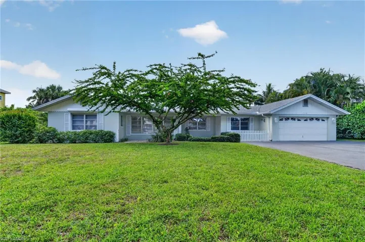 1608 Crayton Rd, Naples, Florida 34102