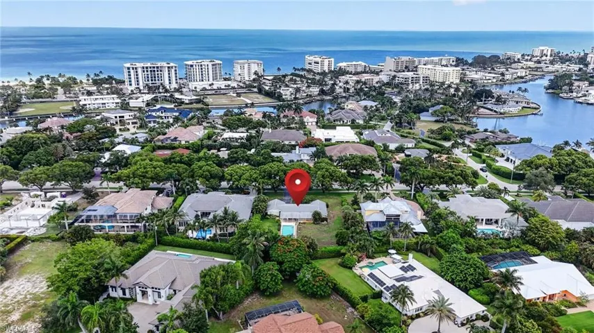 1608 Crayton Rd, Naples, Florida 34102