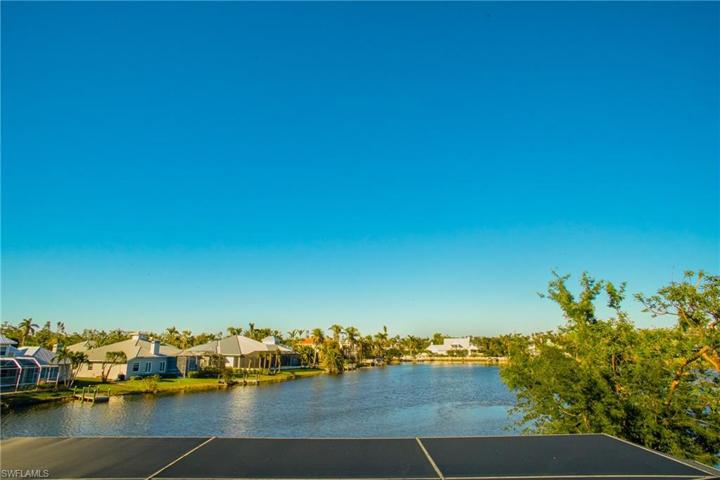 LAKE VIEW