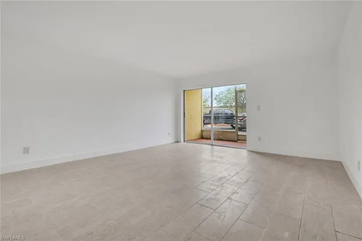 2366  E. Mall Dr  , Fort Myers, FL 33901