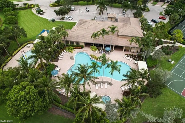 Bird's eye view of a pool area