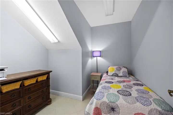 Den/Office/Flex Room