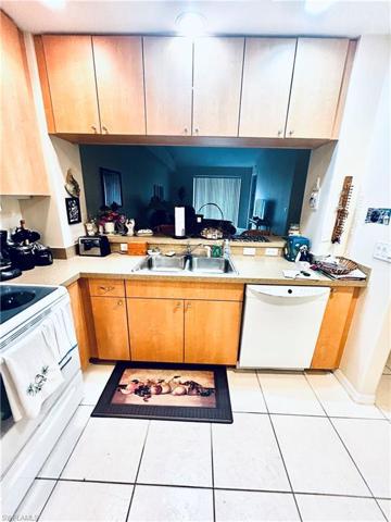1141 Van Loon Commons CIR # 303, CAPE CORAL FL 33909