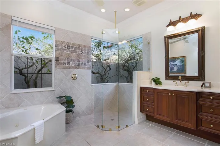 4000  Reflection  CT, Naples, FL 34109