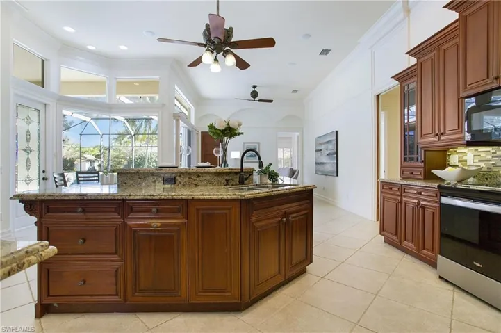 4000  Reflection  CT, Naples, FL 34109