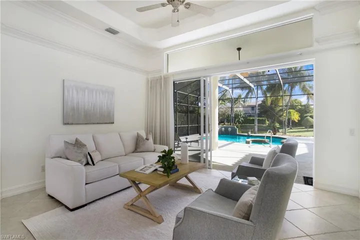 4000  Reflection  CT, Naples, FL 34109