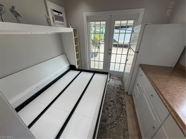 5651 Maplewood Ct, Fort Myers, Florida 33905