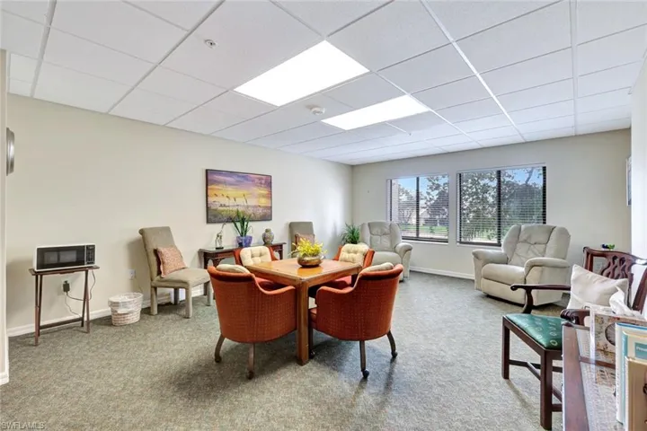 900  Arbor Lake  DR, Naples, FL 34110