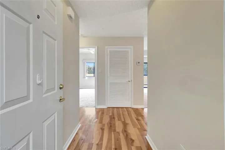 900  Arbor Lake  DR, Naples, FL 34110