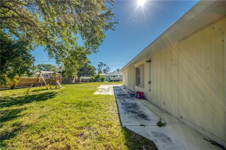 21298 Midway Blvd, Port Charlotte Fl 33952