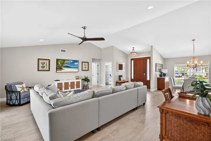 240 Channel Dr, Naples, Florida 34108