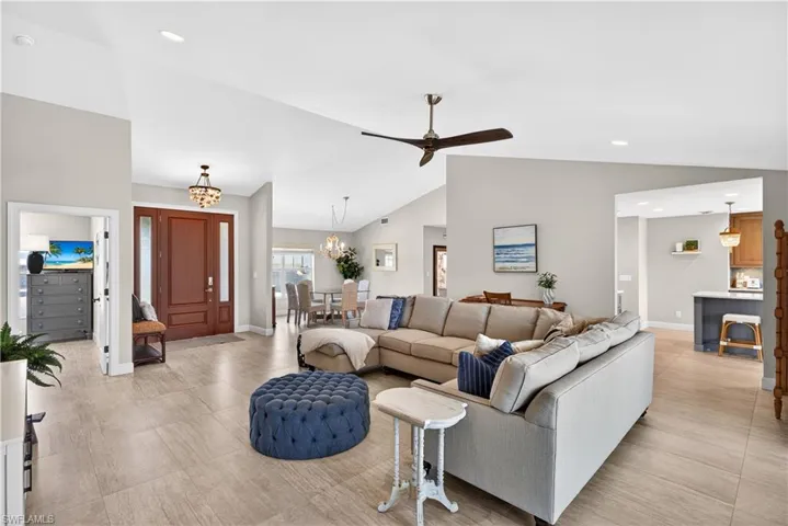 240 Channel Dr, Naples, Florida 34108