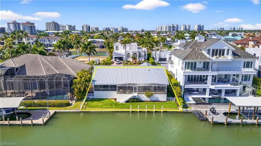 240 Channel Dr, Naples, Florida 34108