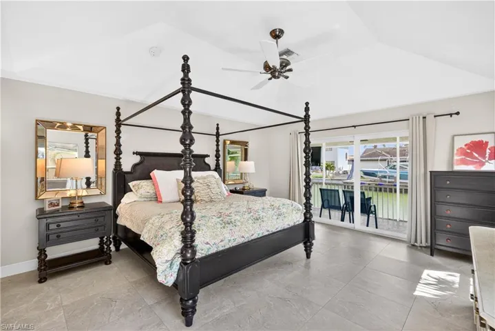 240 Channel Dr, Naples, Florida 34108