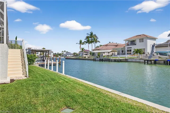 240 Channel Dr, Naples, Florida 34108