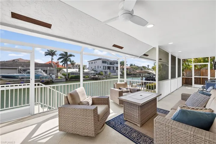 240 Channel Dr, Naples, Florida 34108