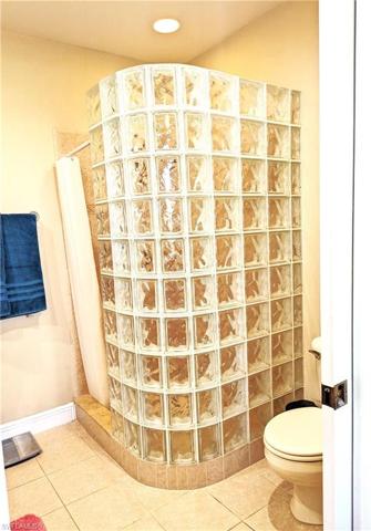 Glass Block Walk In Shower
