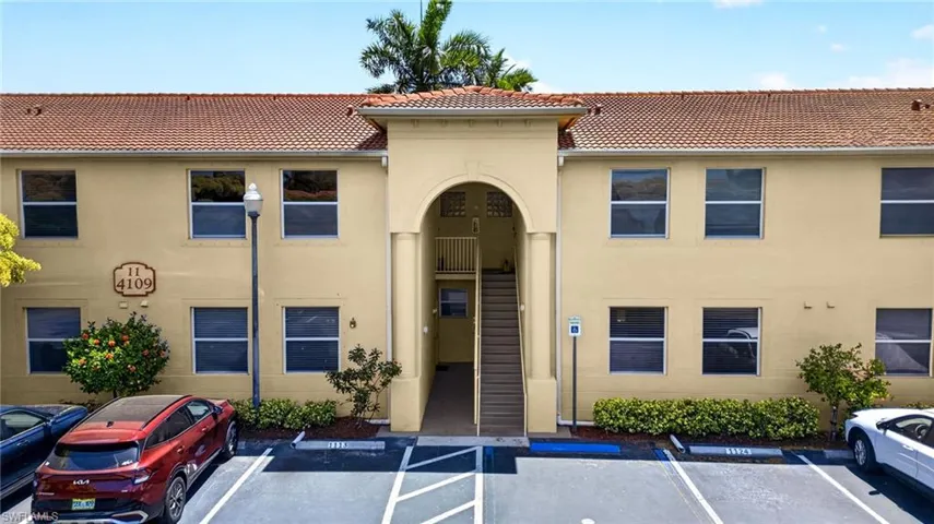 4109 Bellasol Cir 1113, Fort Myers, Florida 33916