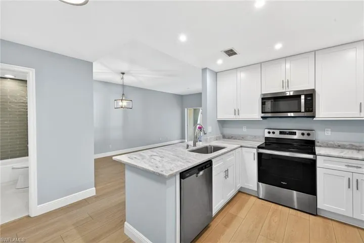 4109 Bellasol Cir 1113, Fort Myers, Florida 33916