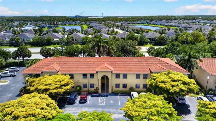 4109 Bellasol Cir 1113, Fort Myers, Florida 33916