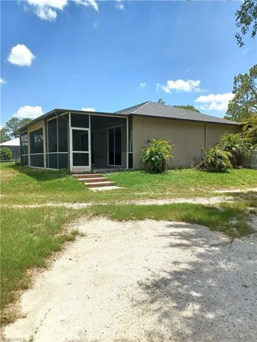 1006 Palmetto Ave, Lehigh Acres, Florida 33972