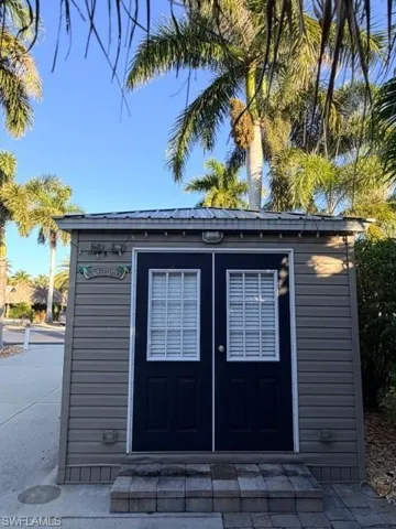 10212 Yellowtop Trl, Fort Myers, Florida 33905