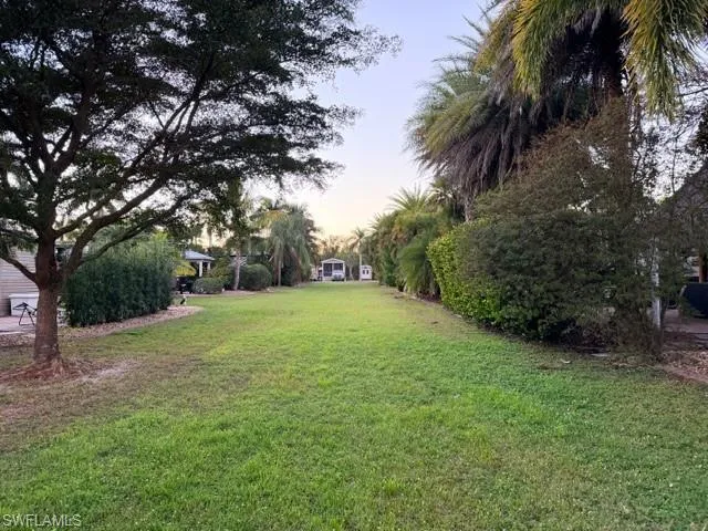 10212 Yellowtop Trl, Fort Myers, Florida 33905