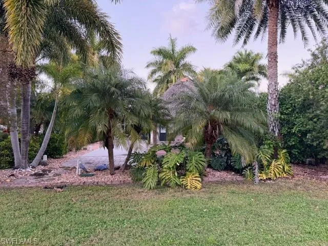 10212 Yellowtop Trl, Fort Myers, Florida 33905