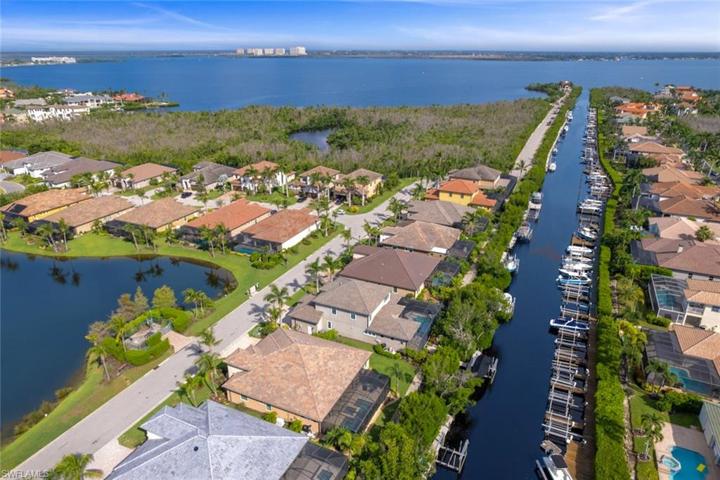 Minutes to the Caloosahatchee River then the Gulf of Mexico