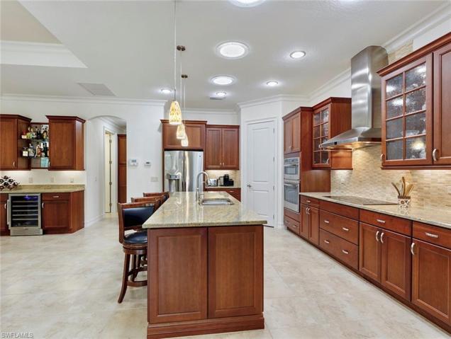 Wine Bar to the left