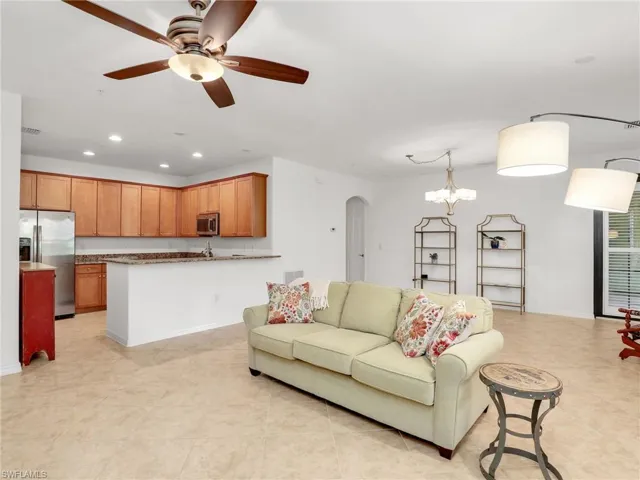 9066  Albion N LN, Naples, FL 34113