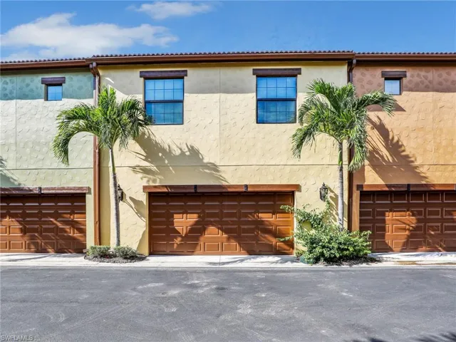 9066  Albion N LN, Naples, FL 34113