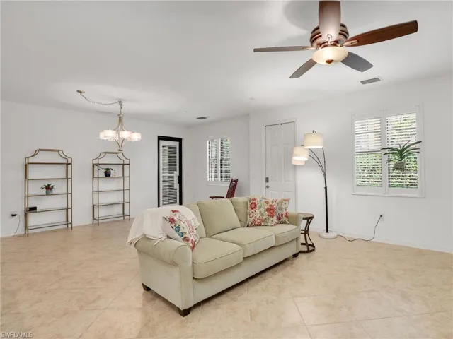 9066  Albion N LN, Naples, FL 34113
