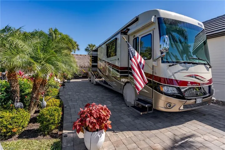 13583 Snook Cir, Naples, Florida 34114