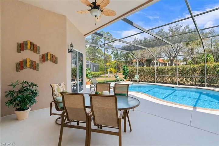4832 Cerromar Dr, Naples, Florida 34112