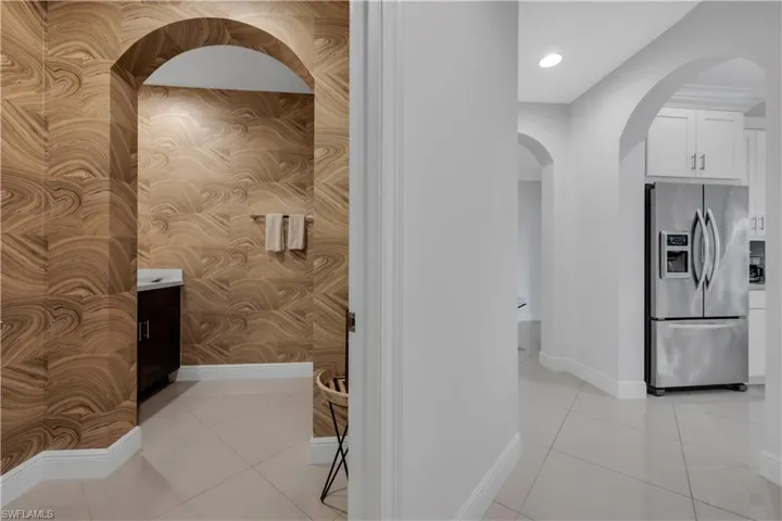 Powder - off hallway