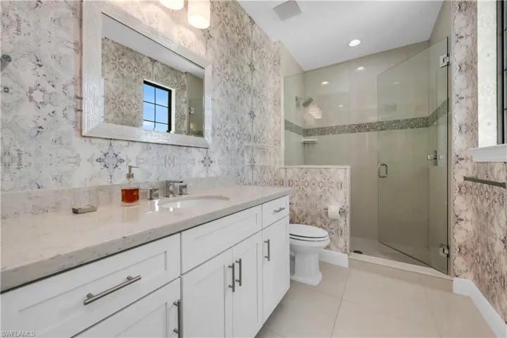 Suite 1 Bath